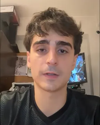 Videotestimonio de Tomás Joaquin, Indumentaria Femenina